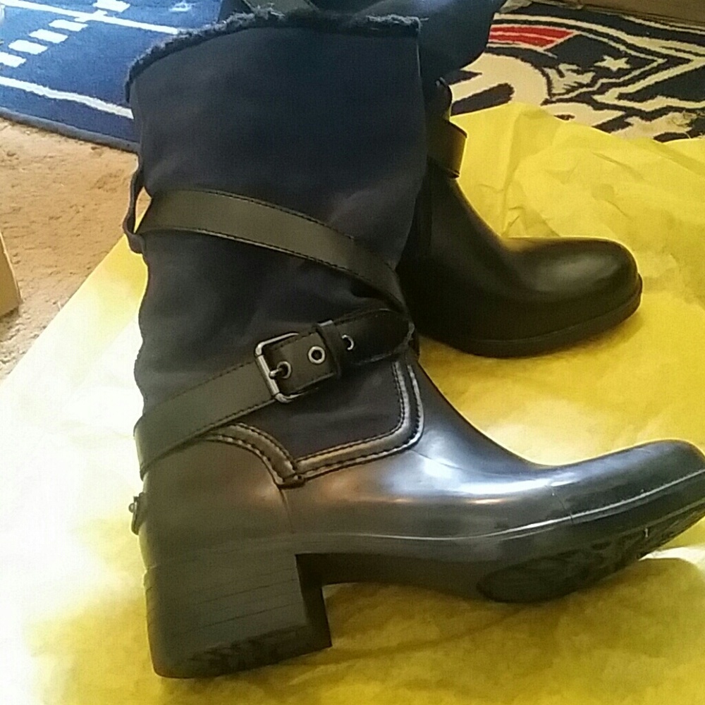 Coach size 7 blue&black boots
